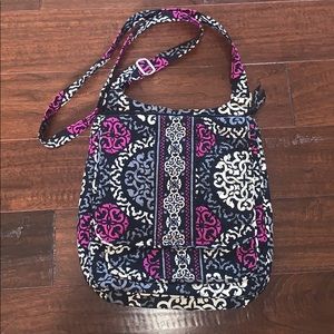 VERA BRADLEY CROSSBODY